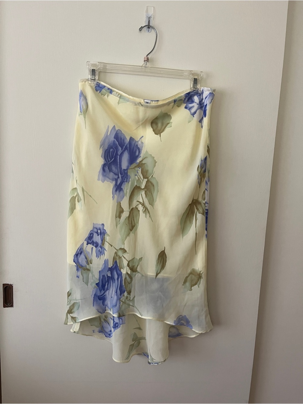 Donna Blanc 90s chiffon style Floral Blue Rose Slip Skirt - pale yellow